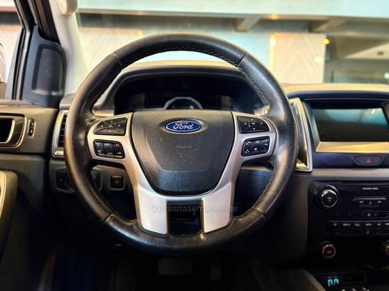 FORD RANGER 3.2 XLT 4X4 CD 20V DIESEL 4P AUTOMÁTICO